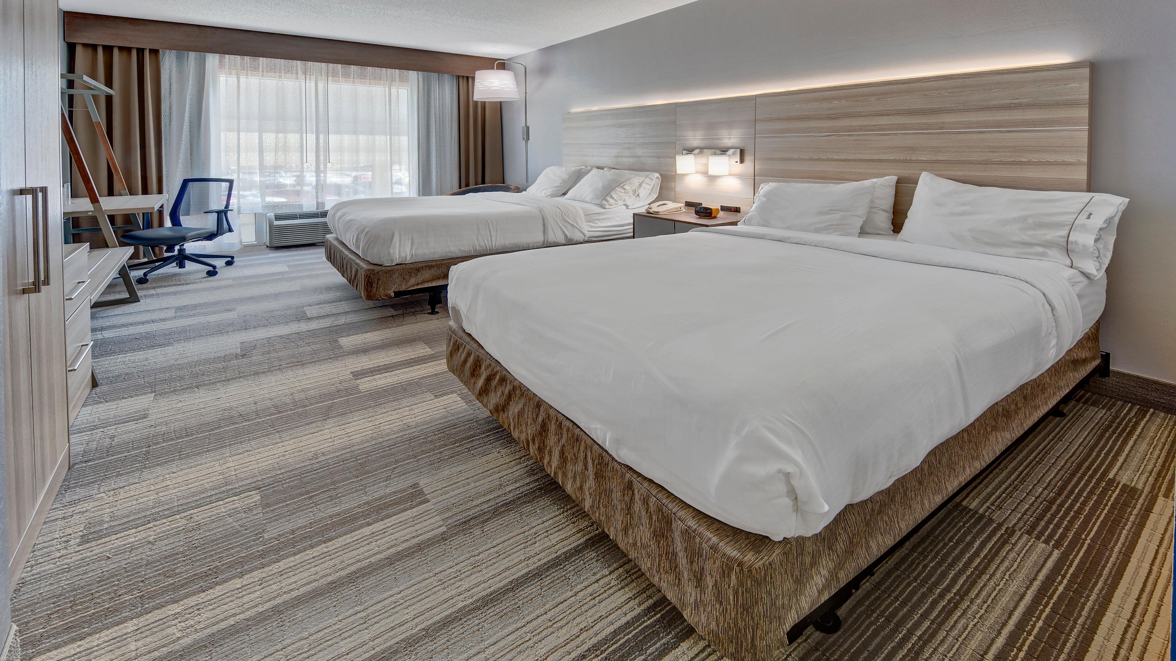 Holiday Inn Express Hotel & Suites London By Ihg מראה חיצוני תמונה