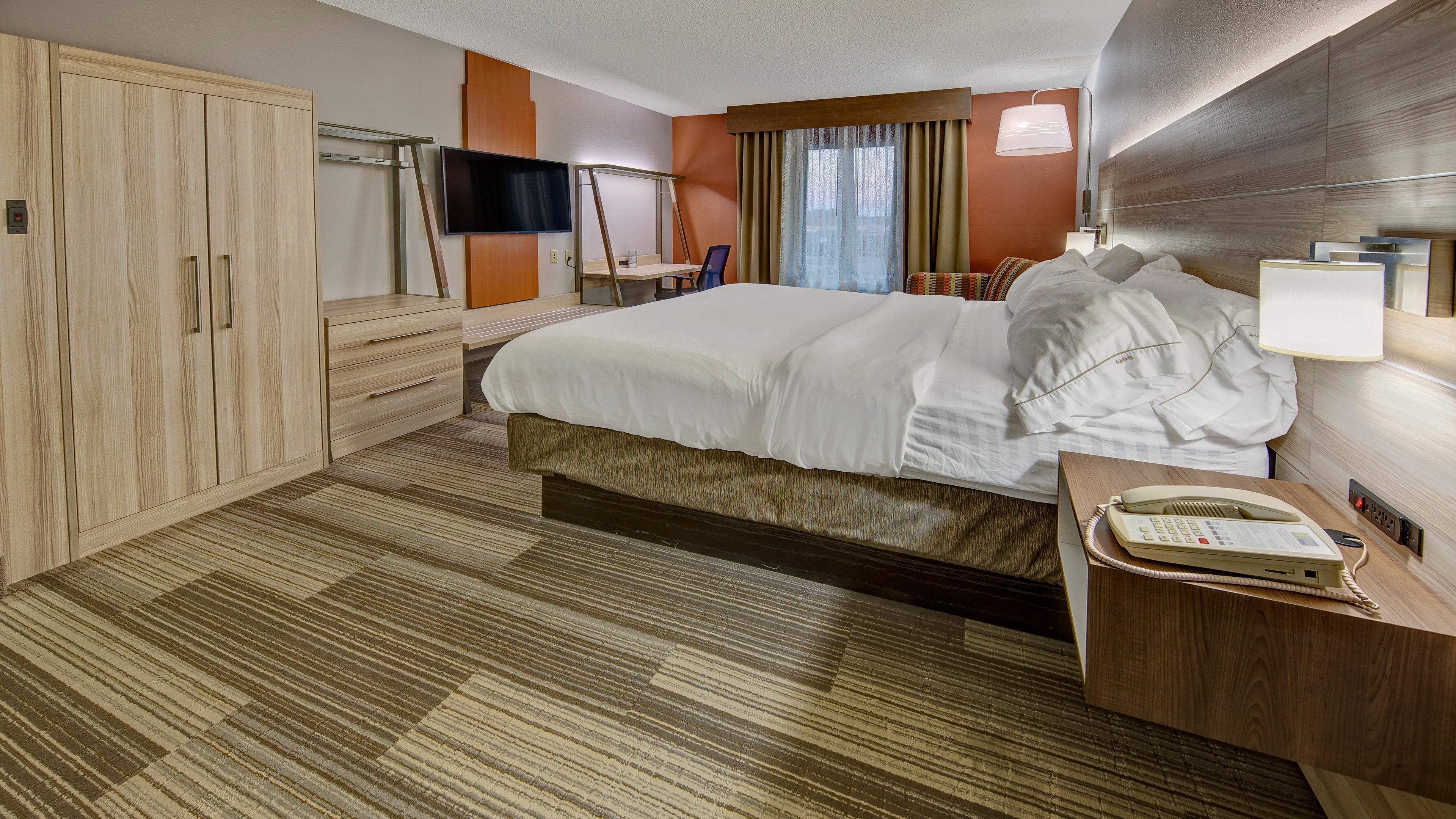 Holiday Inn Express Hotel & Suites London By Ihg מראה חיצוני תמונה