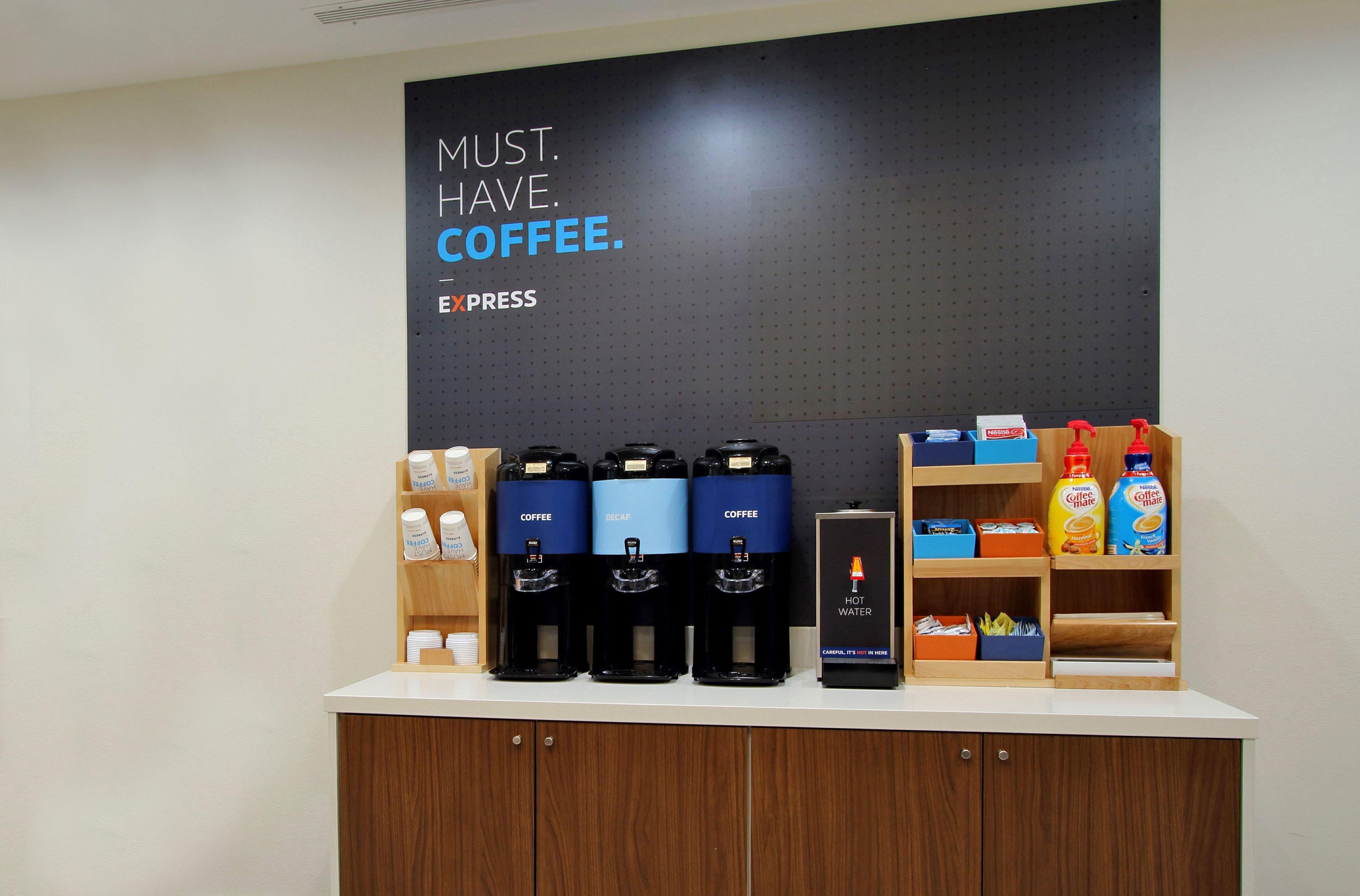 Holiday Inn Express Hotel & Suites London By Ihg מראה חיצוני תמונה