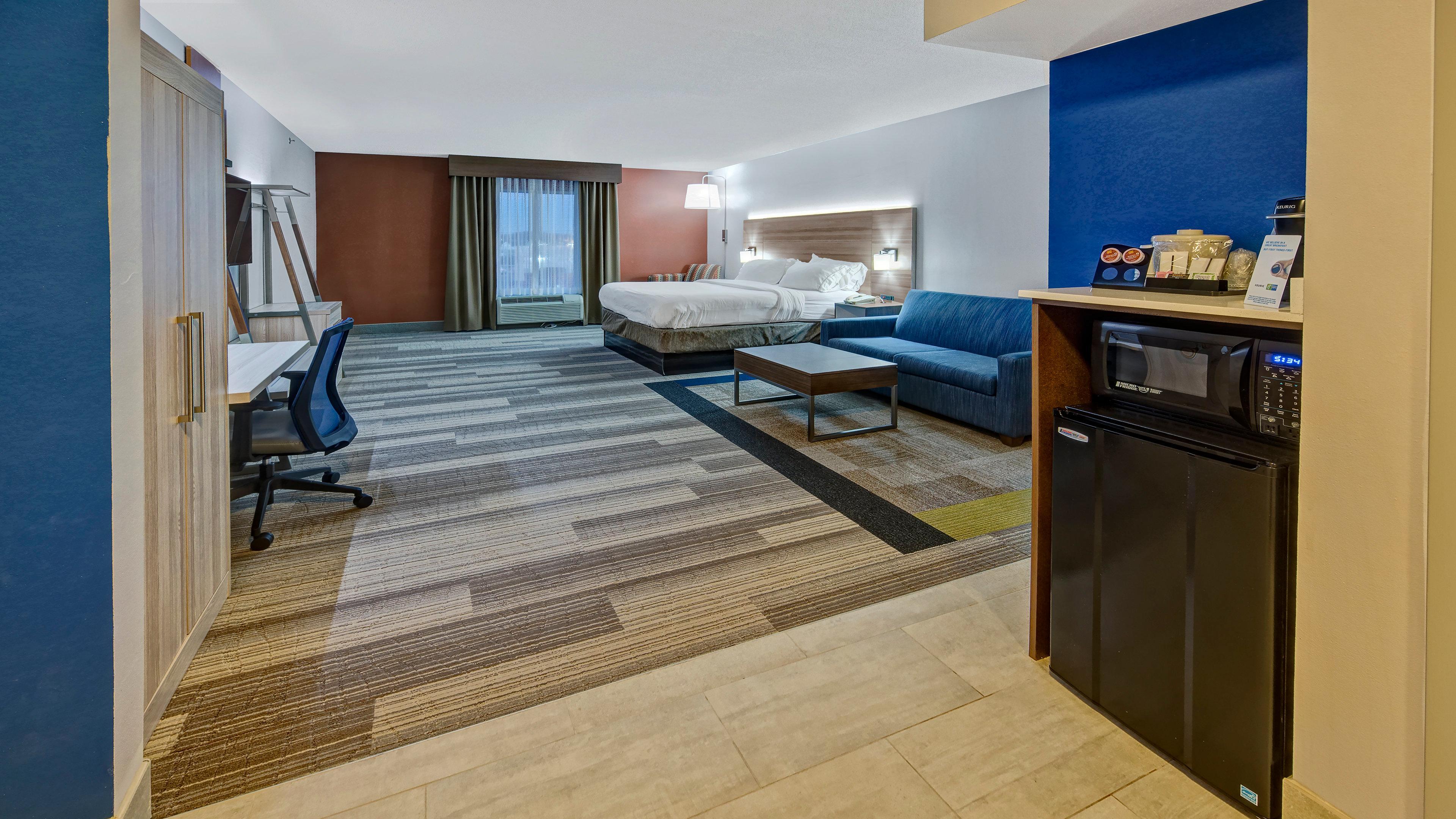 Holiday Inn Express Hotel & Suites London By Ihg מראה חיצוני תמונה
