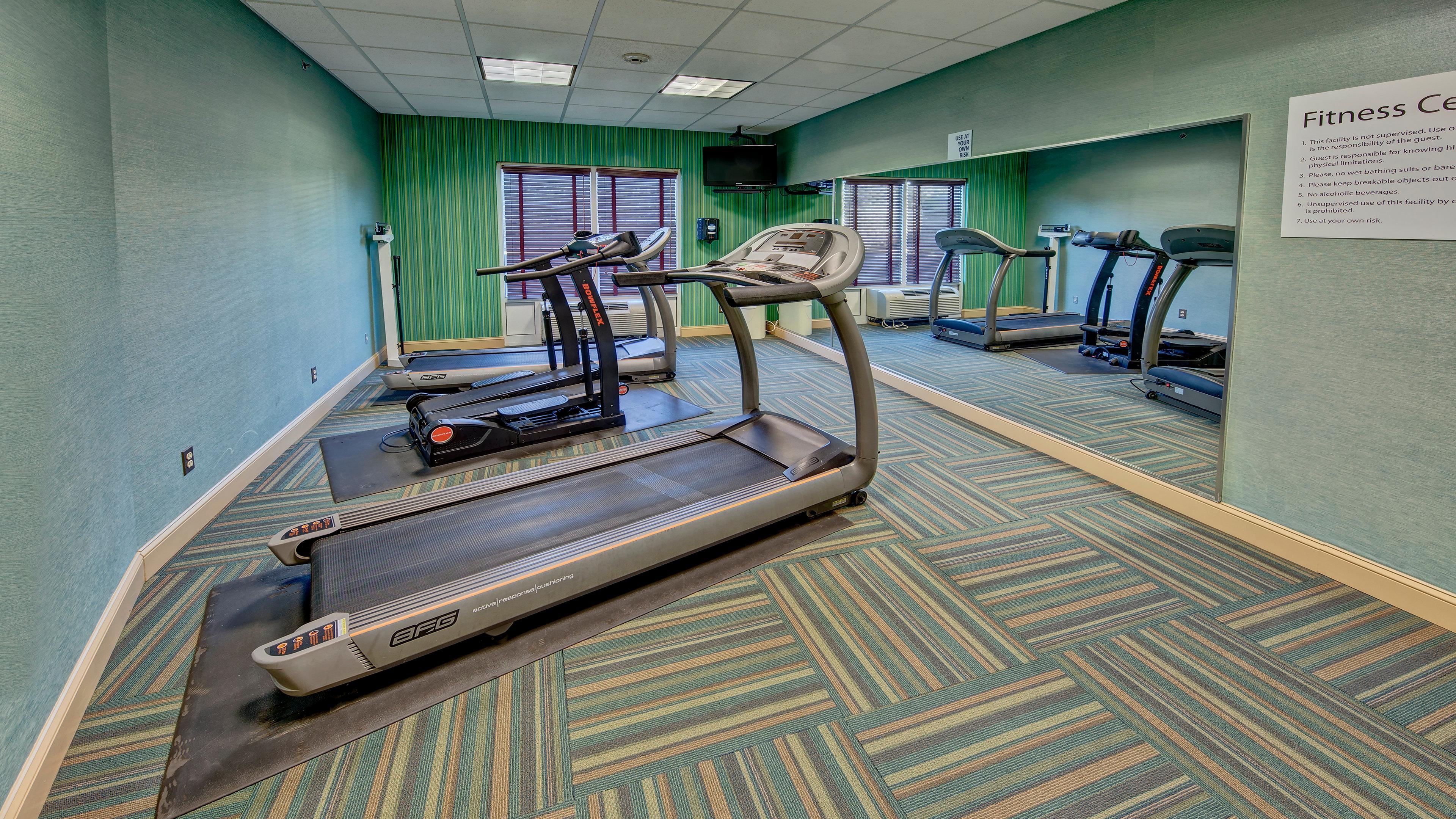 Holiday Inn Express Hotel & Suites London By Ihg מראה חיצוני תמונה