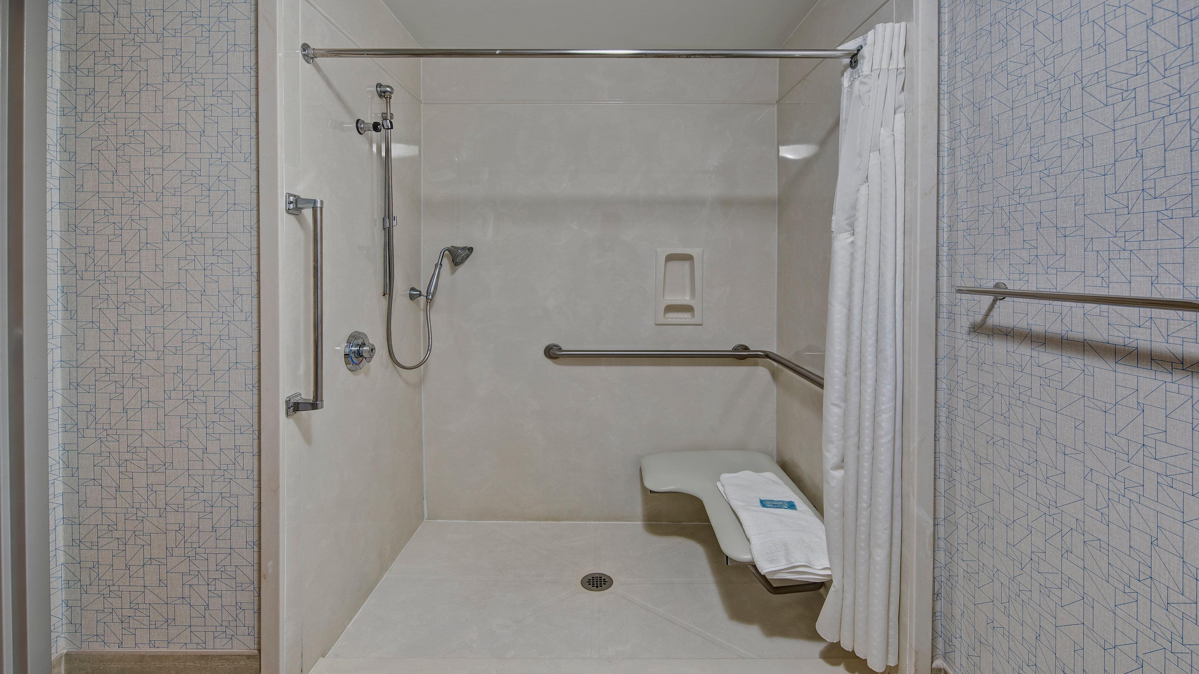 Holiday Inn Express Hotel & Suites London By Ihg מראה חיצוני תמונה