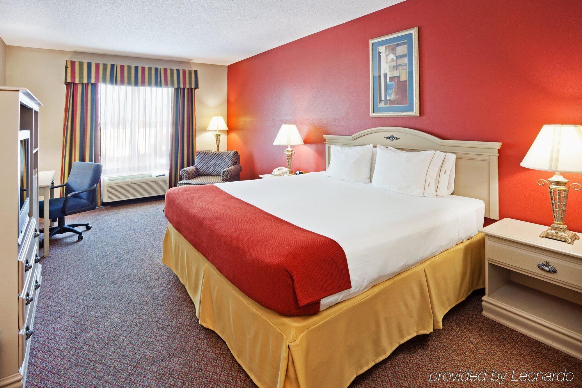 Holiday Inn Express Hotel & Suites London By Ihg חדר תמונה